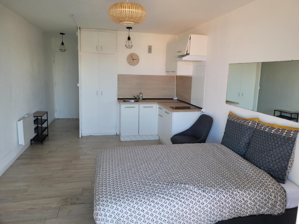 Logement Vue Sur Mer Canet-en-Roussillon Exterior foto
